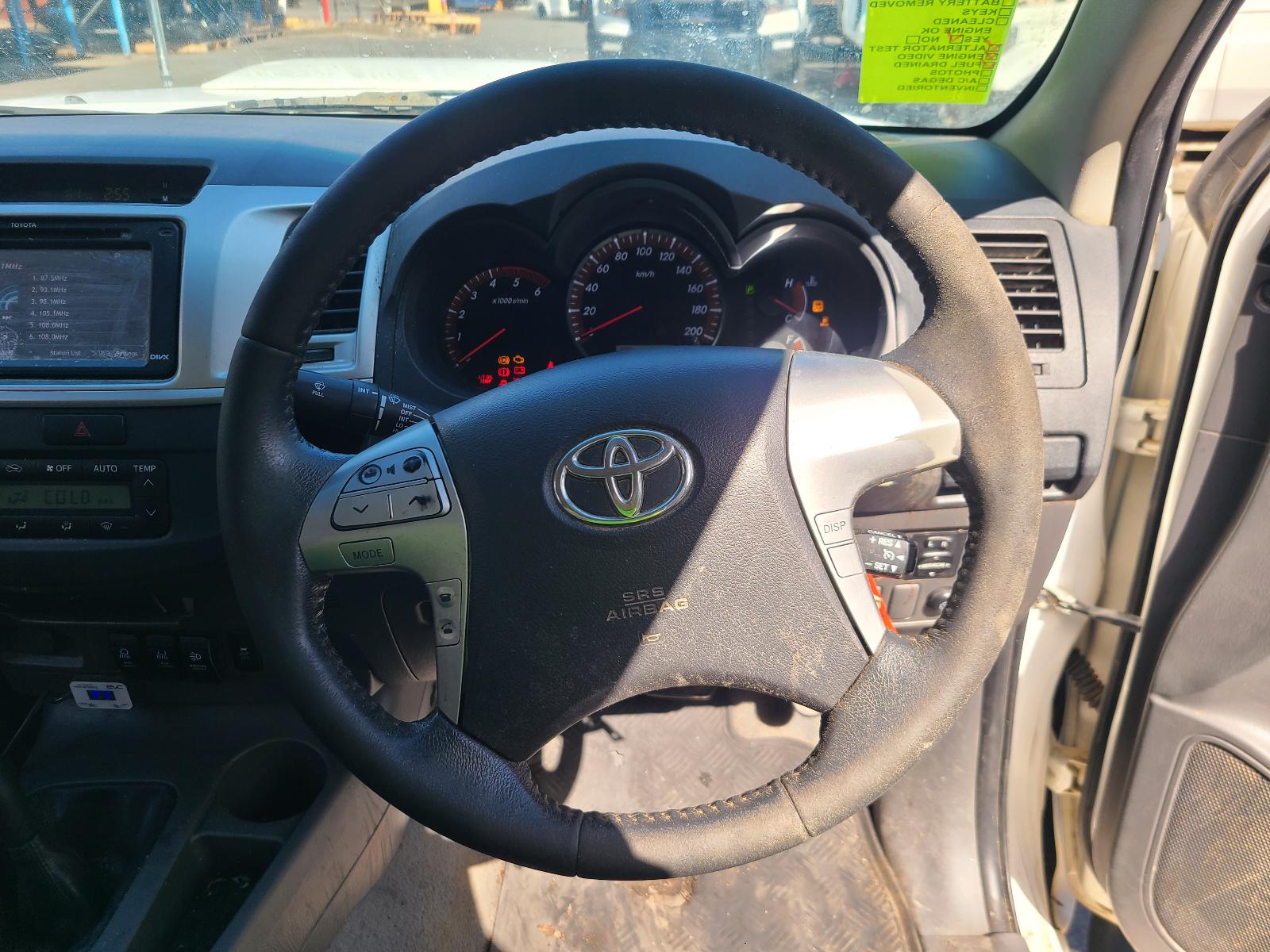 View Toyota Hilux 2013  
