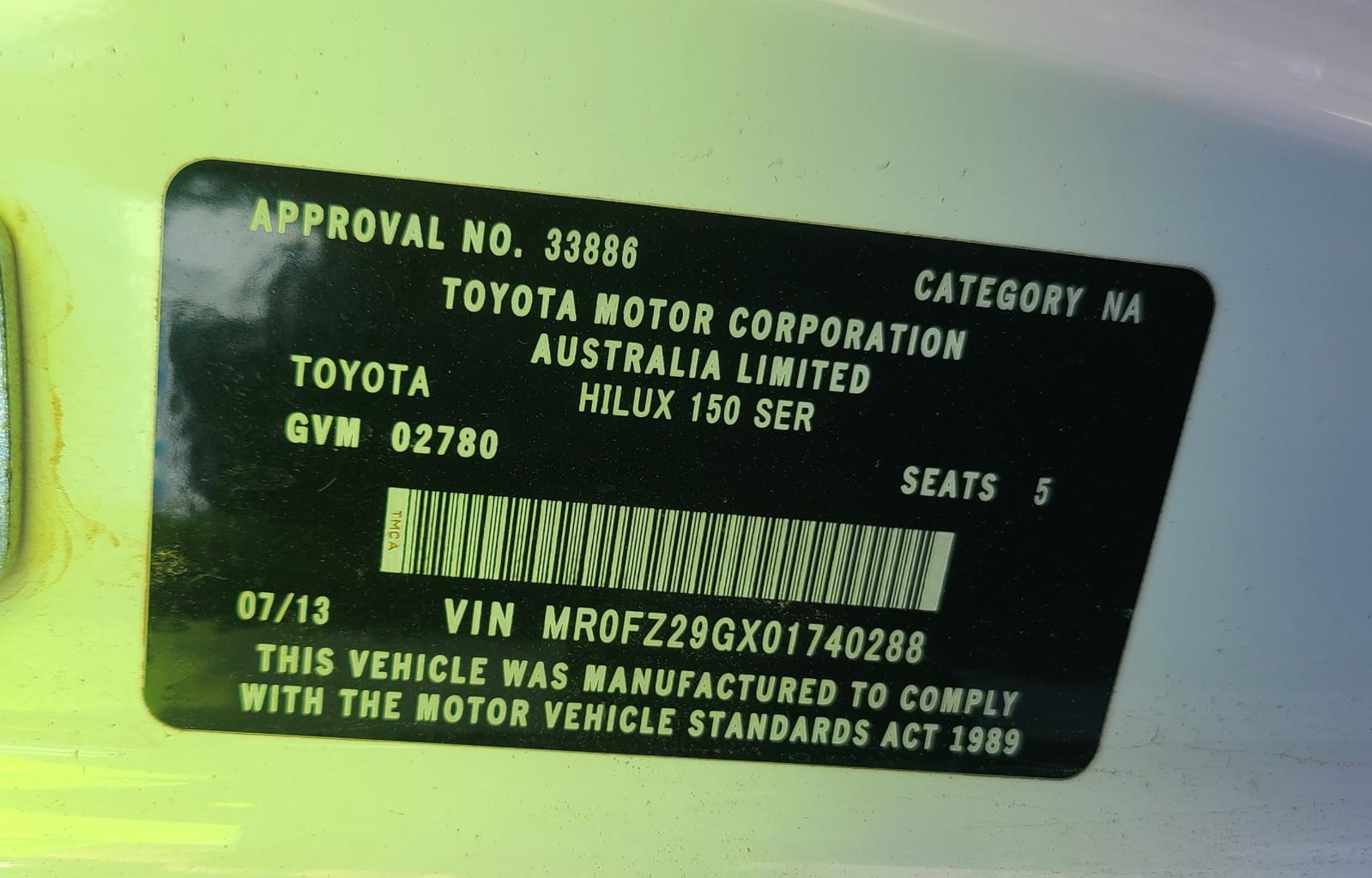 View Toyota Hilux 2013  