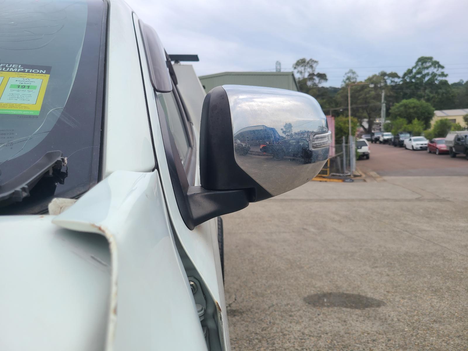 View Mitsubishi Triton 2018  