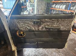 View Nissan Patrol 1995 4 Door Station Wagon
