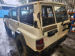 View Nissan Patrol 1995 4 Door Station Wagon