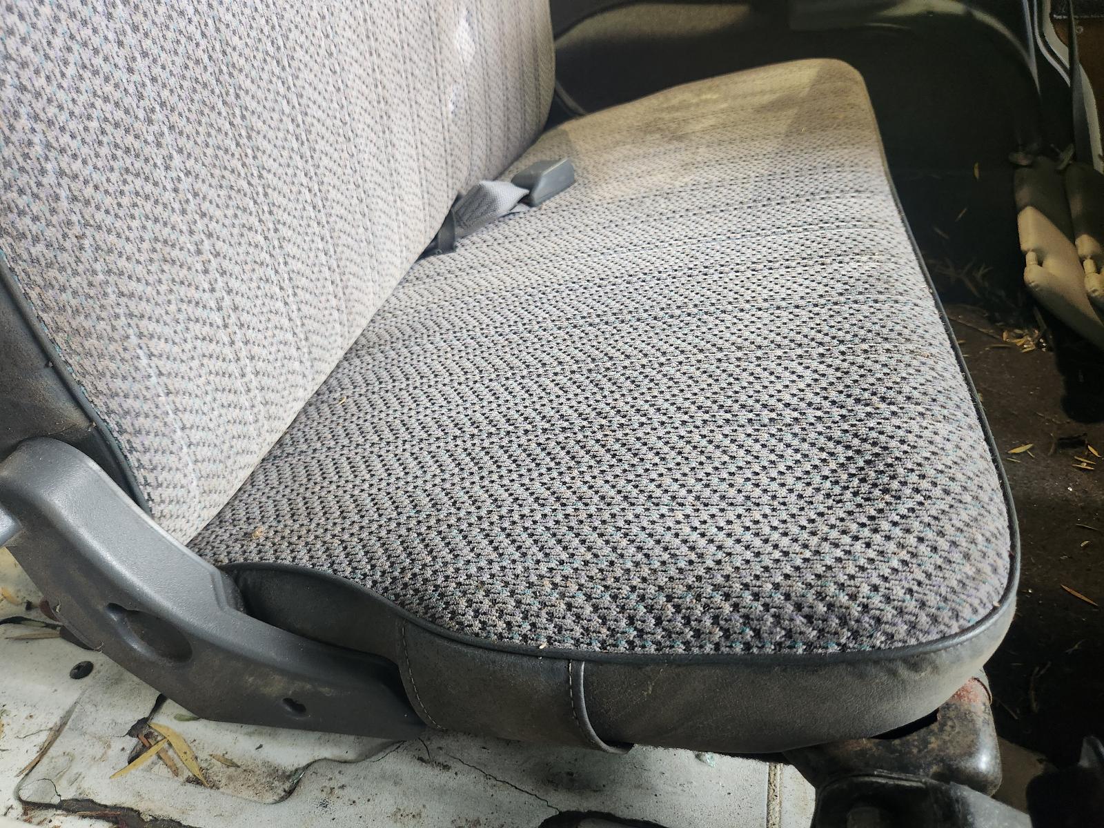 View Nissan Patrol 1995 4 Door Station Wagon
