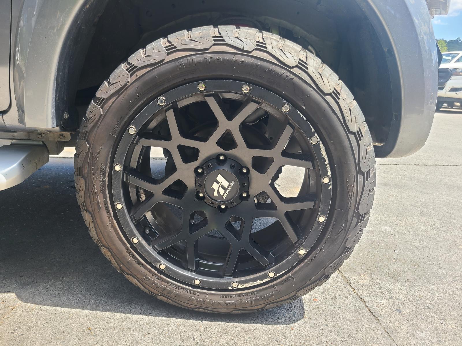View Mitsubishi Triton 2017 4 Door Utility