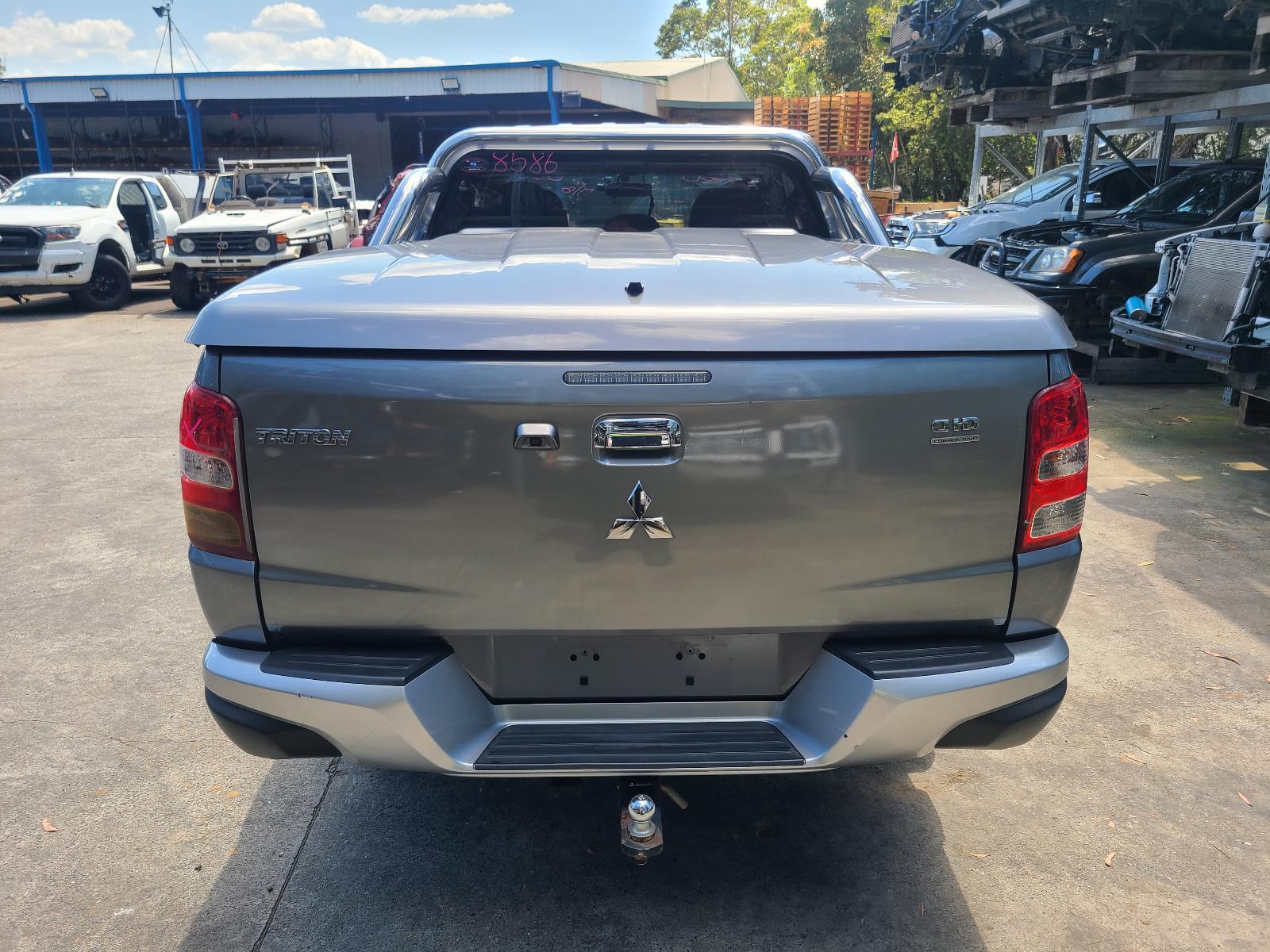 View Mitsubishi Triton 2017 4 Door Utility