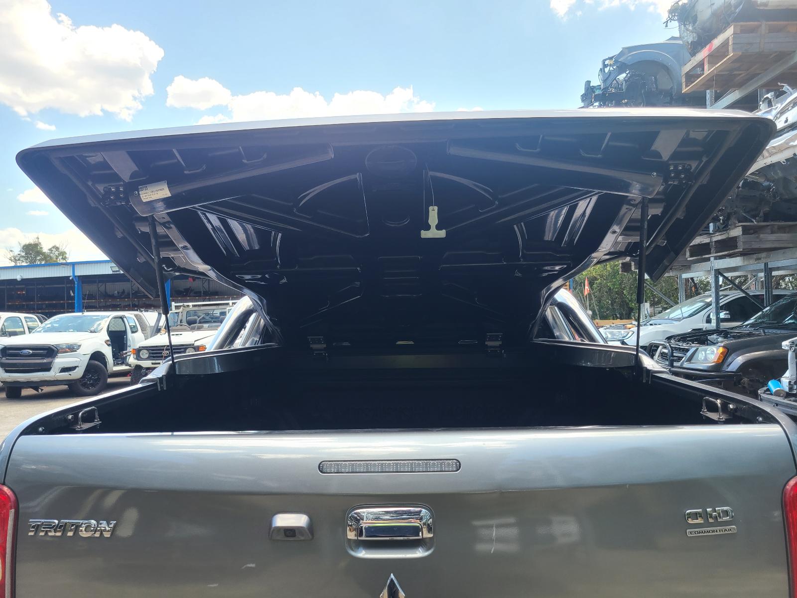 View Mitsubishi Triton 2017 4 Door Utility