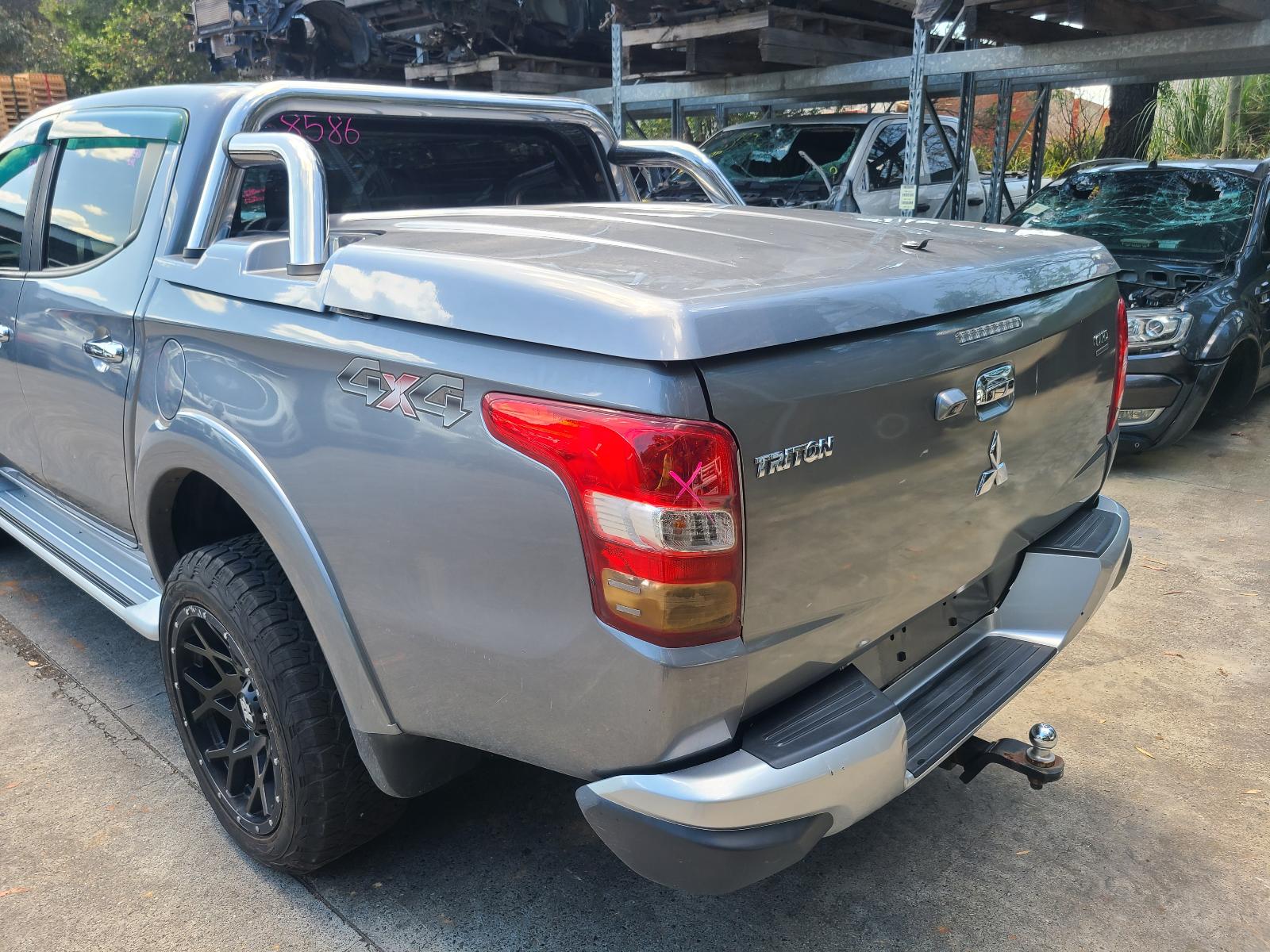 View Mitsubishi Triton 2017 4 Door Utility