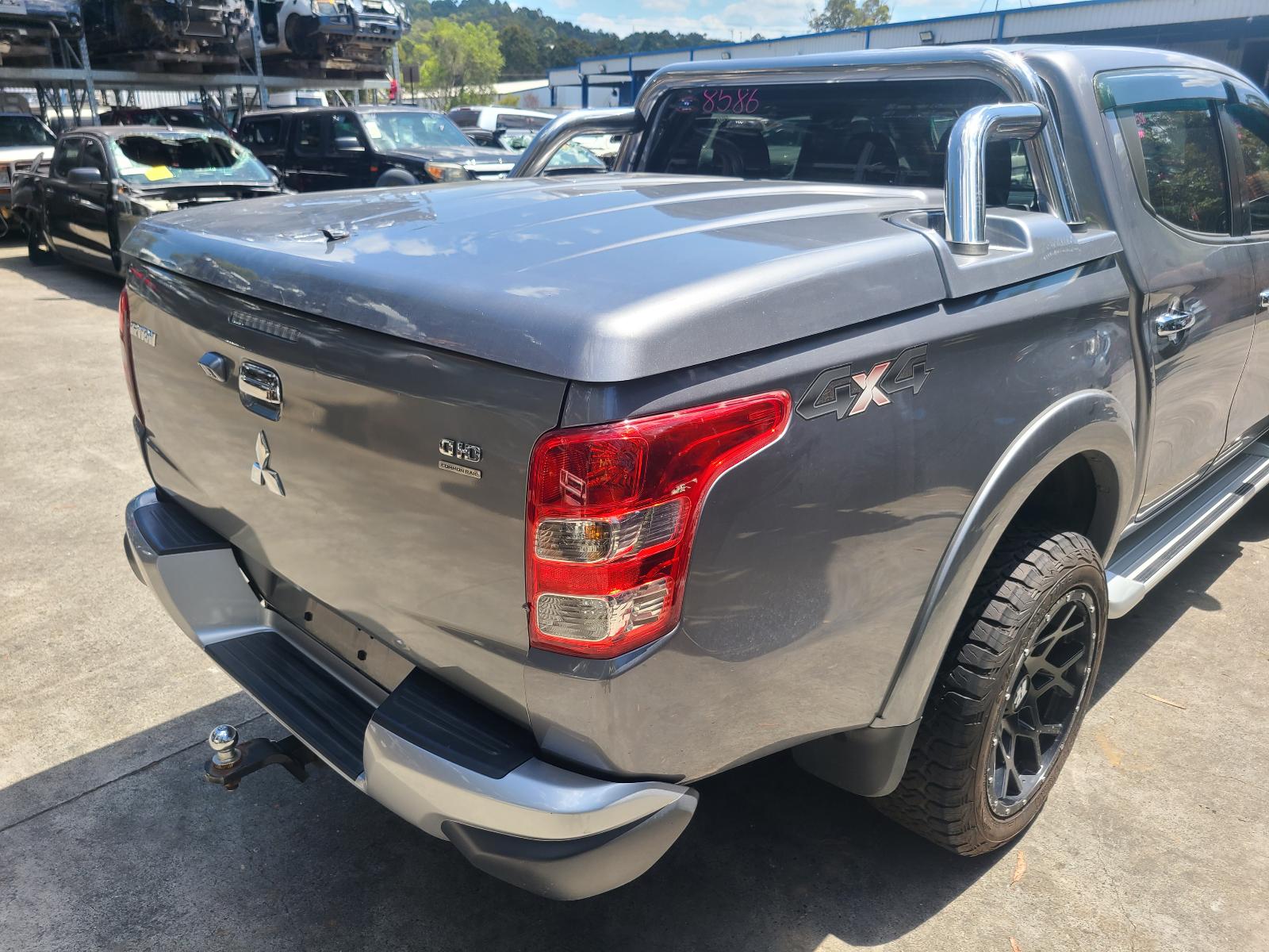 View Mitsubishi Triton 2017 4 Door Utility