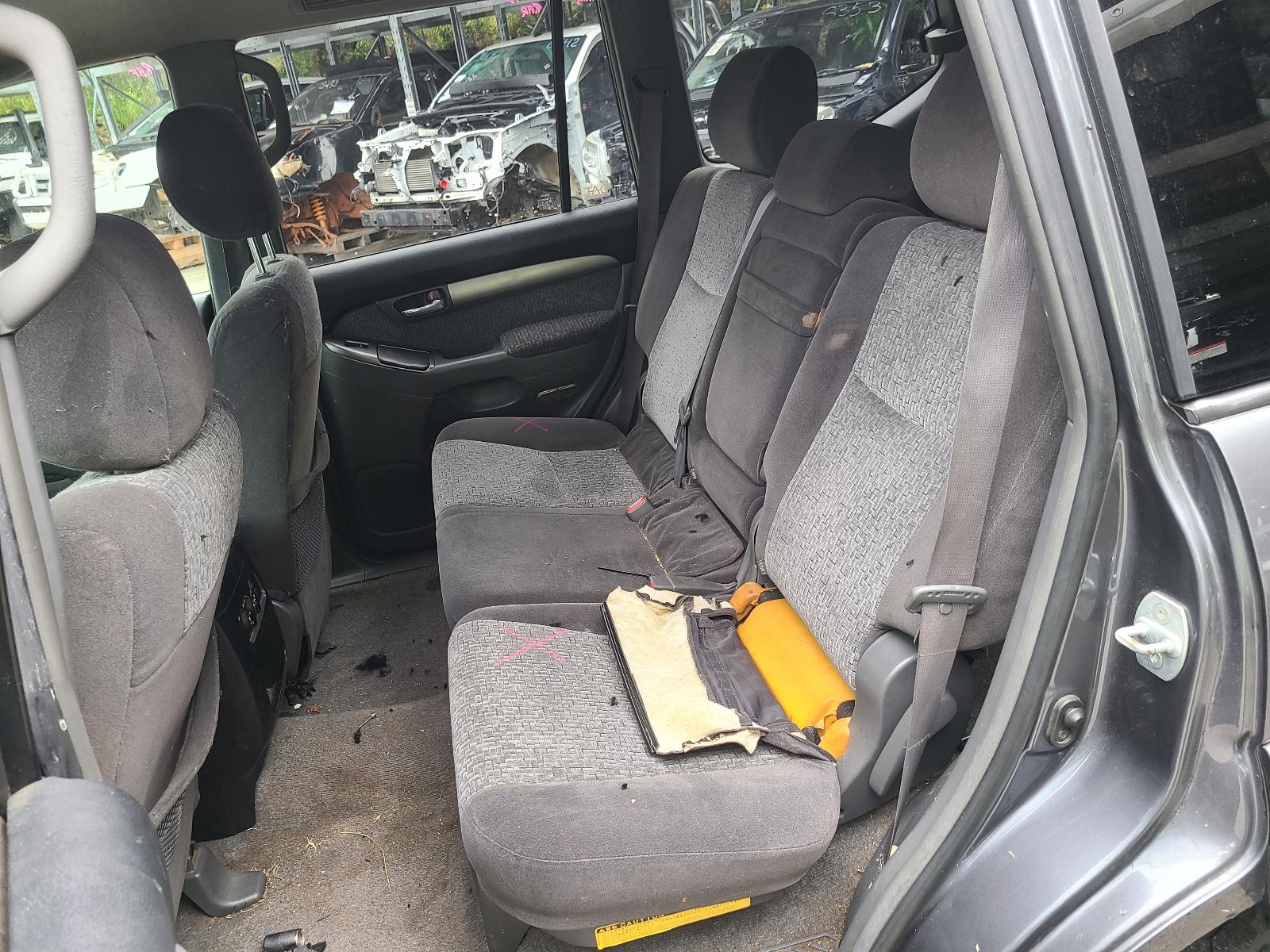 View Toyota Prado 2009 4 Door Station Wagon