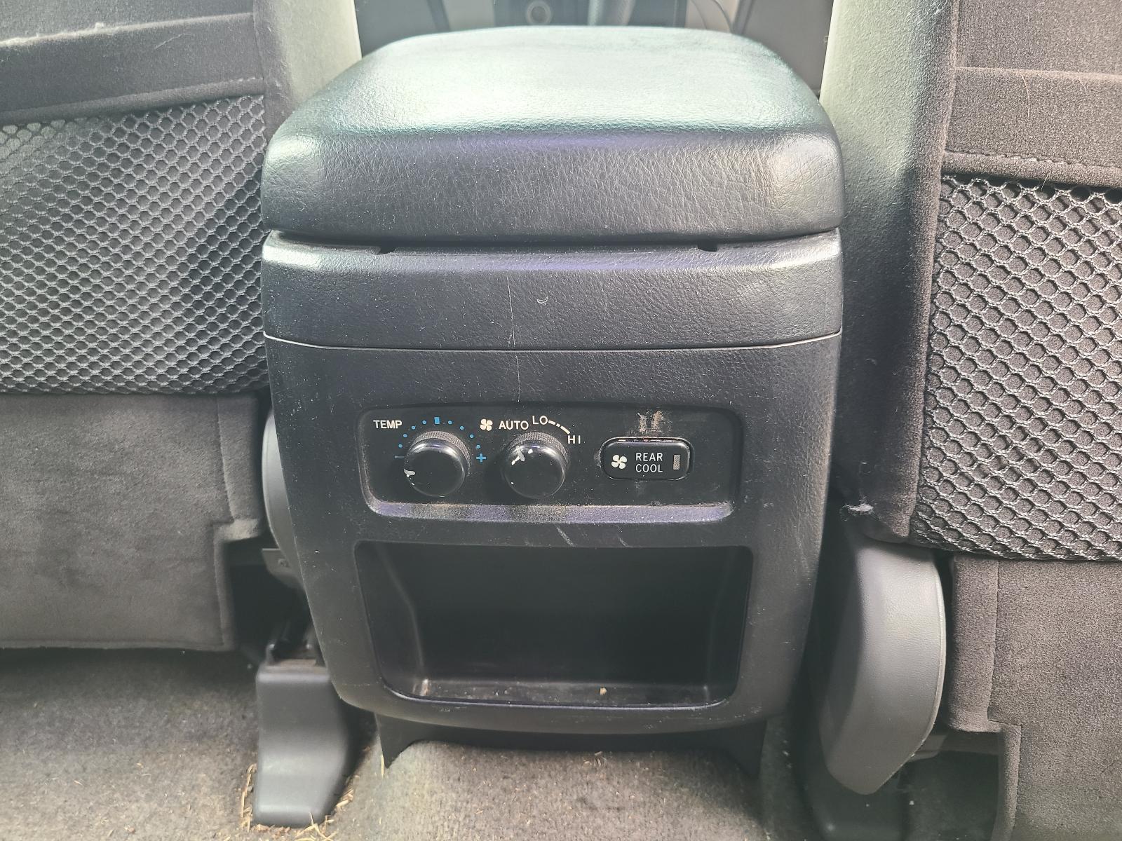 View Toyota Prado 2009 4 Door Station Wagon