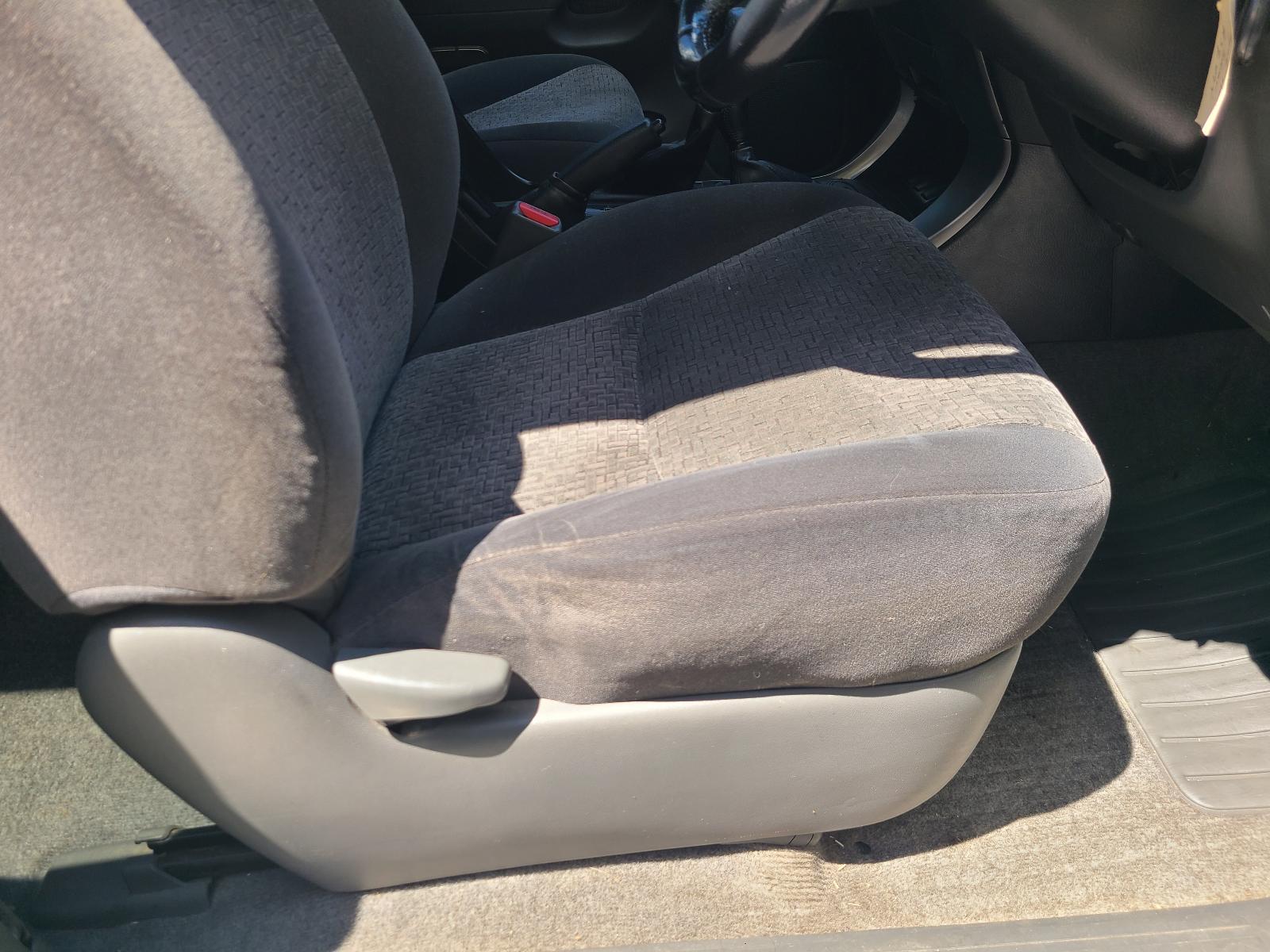 View Toyota Prado 2004  