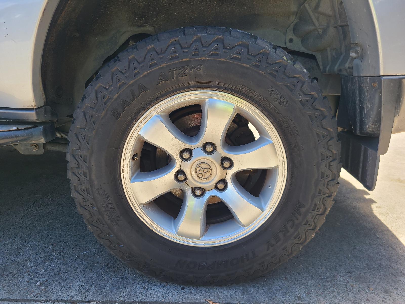 View Toyota Prado 2004  