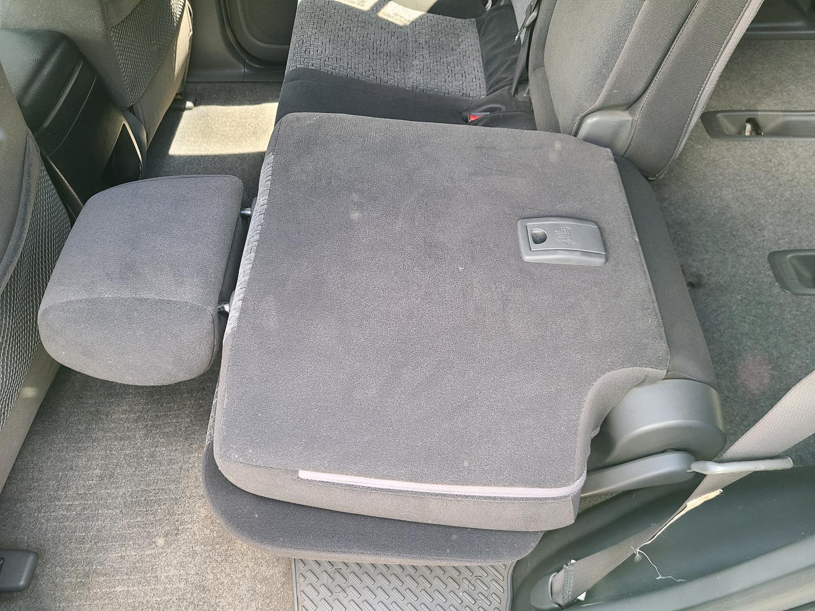 View Toyota Prado 2004  
