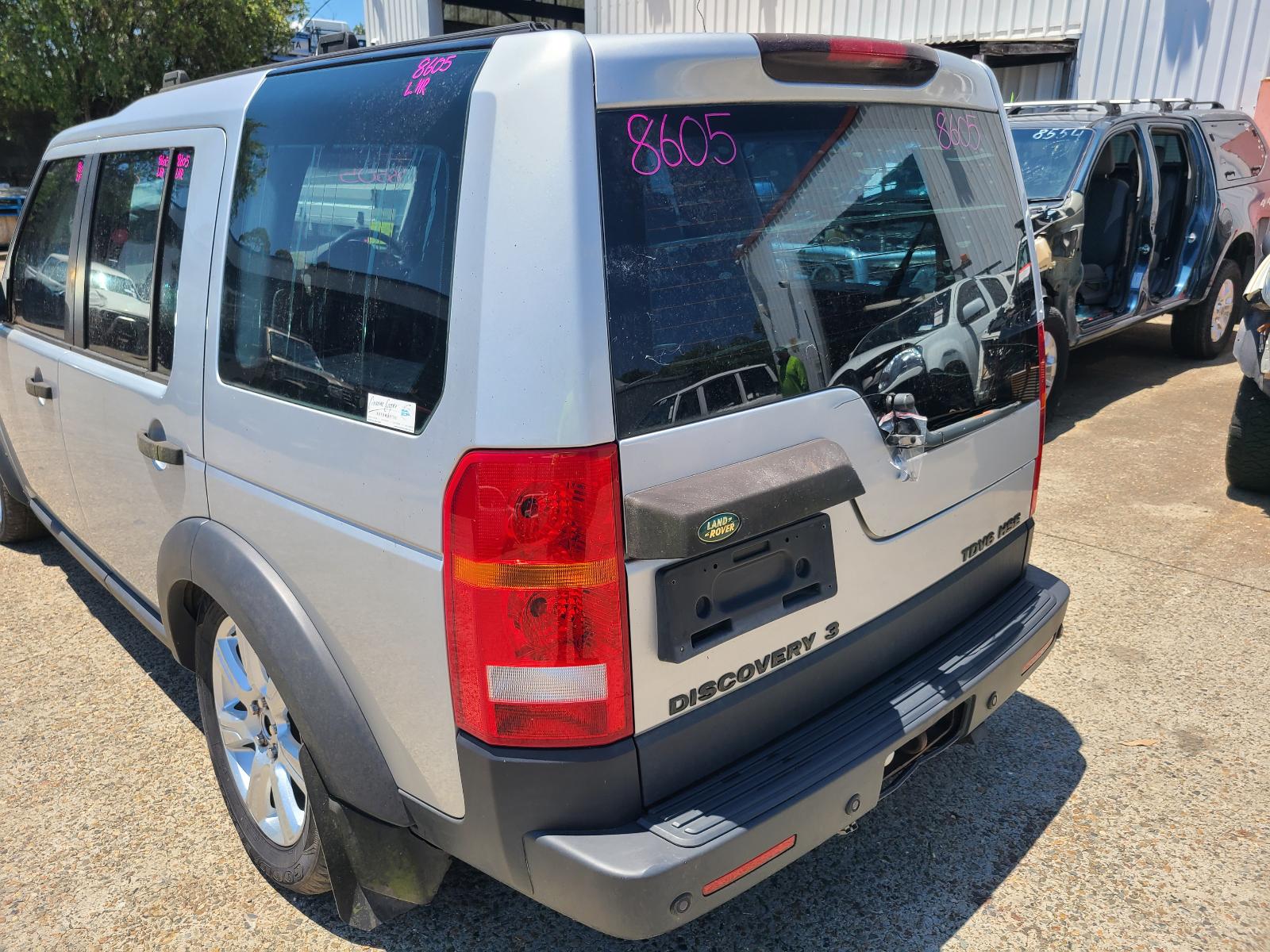 View Land Rover Discovery 2005  