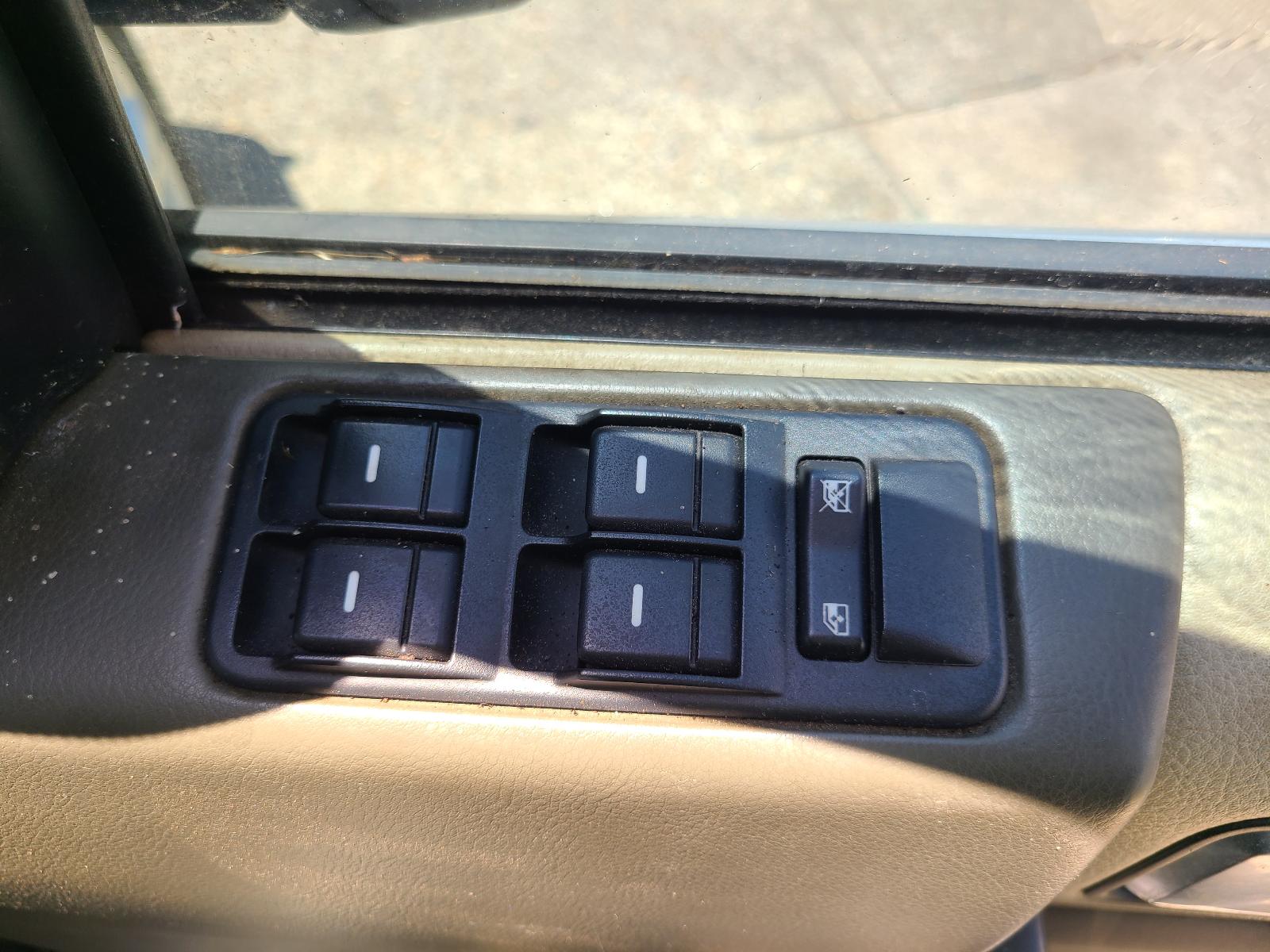 View Land Rover Discovery 2005  