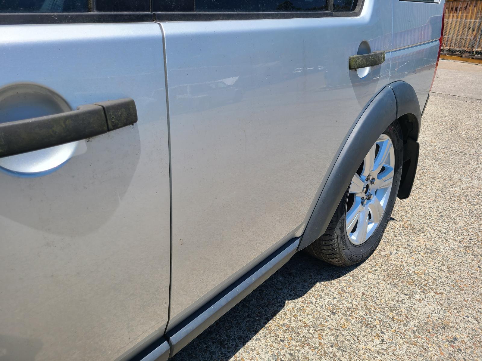View Land Rover Discovery 2005  