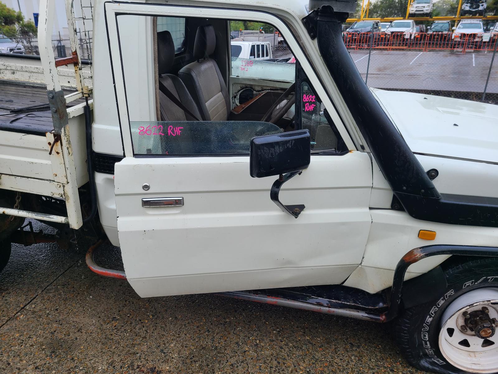 View Toyota Landcruiser 2000 2 Door Pickup