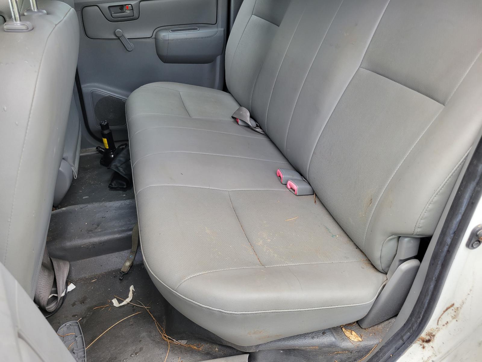 View Toyota Hilux 2011 4 Door Utility