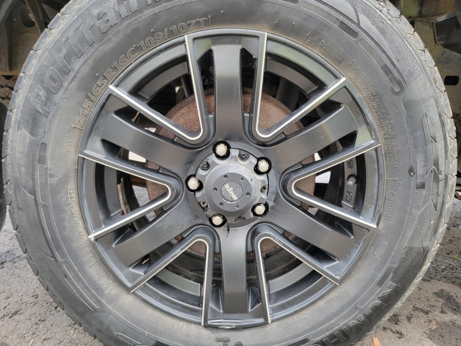 View Toyota Hilux 2011 4 Door Utility