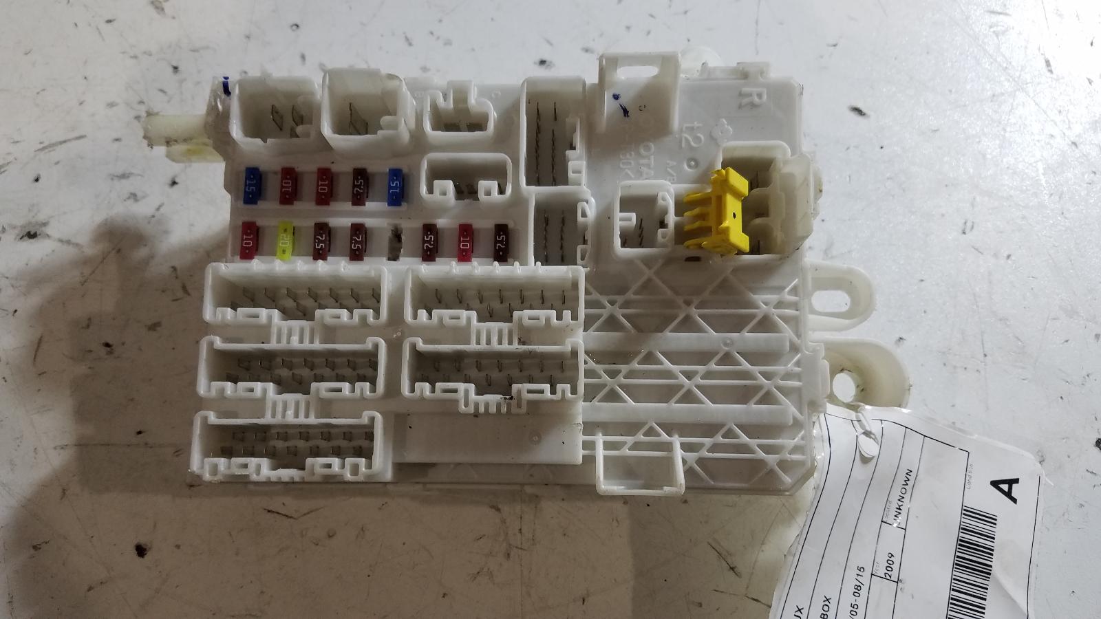 Fuse Box Hilux Toyota 2009