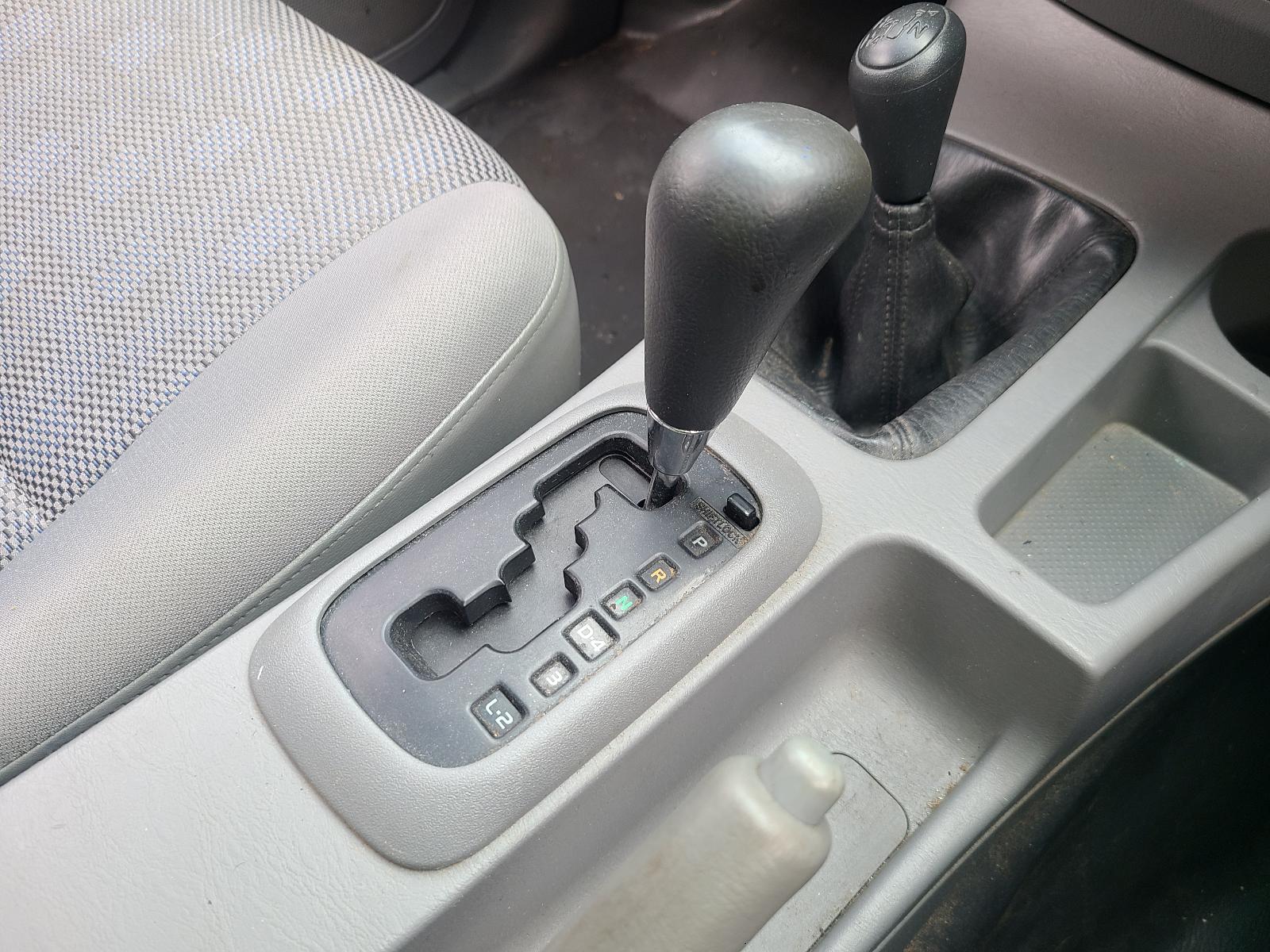 View Toyota Hilux 2007  