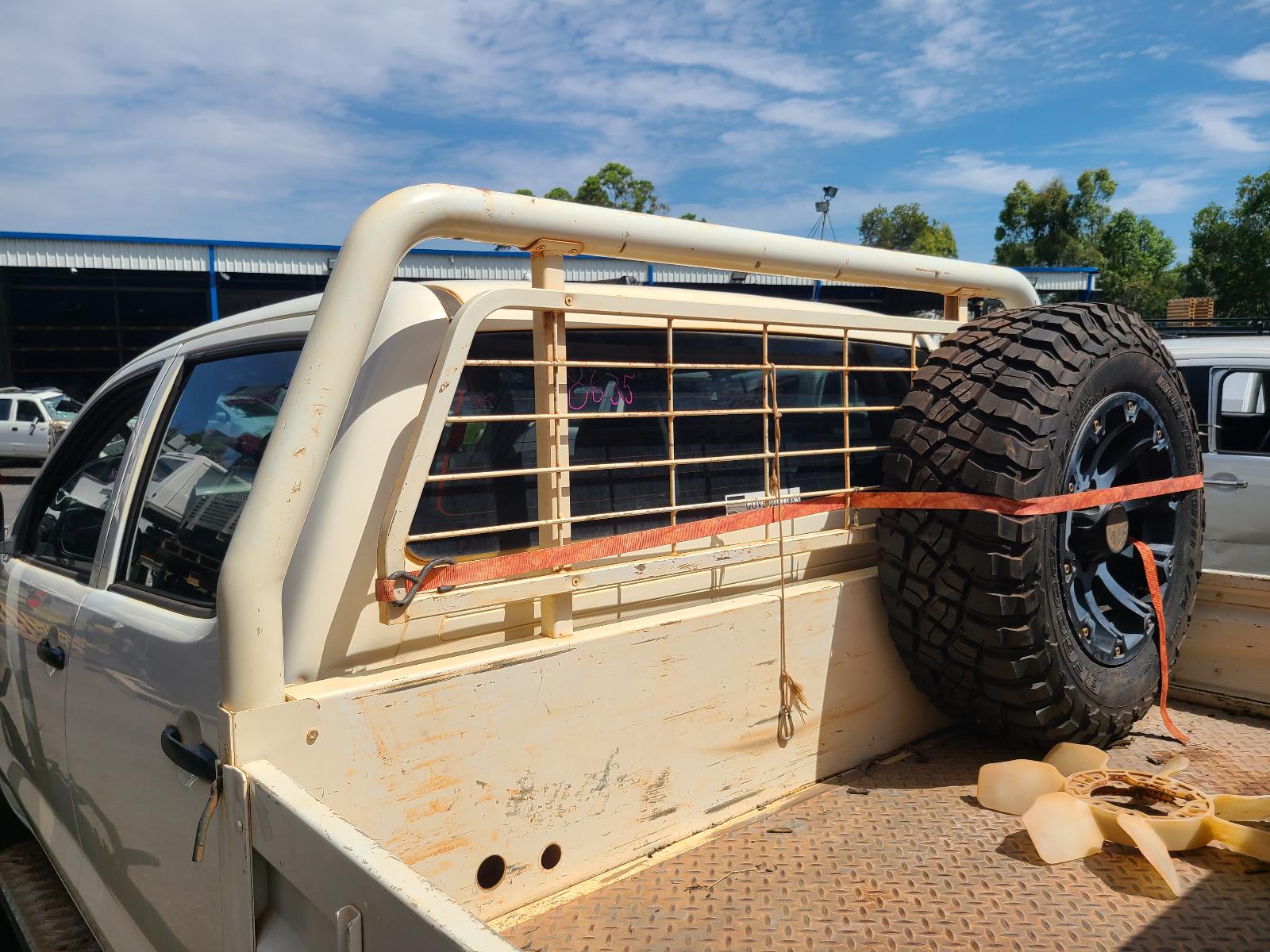 View Toyota Hilux 2014 4 Door Pickup