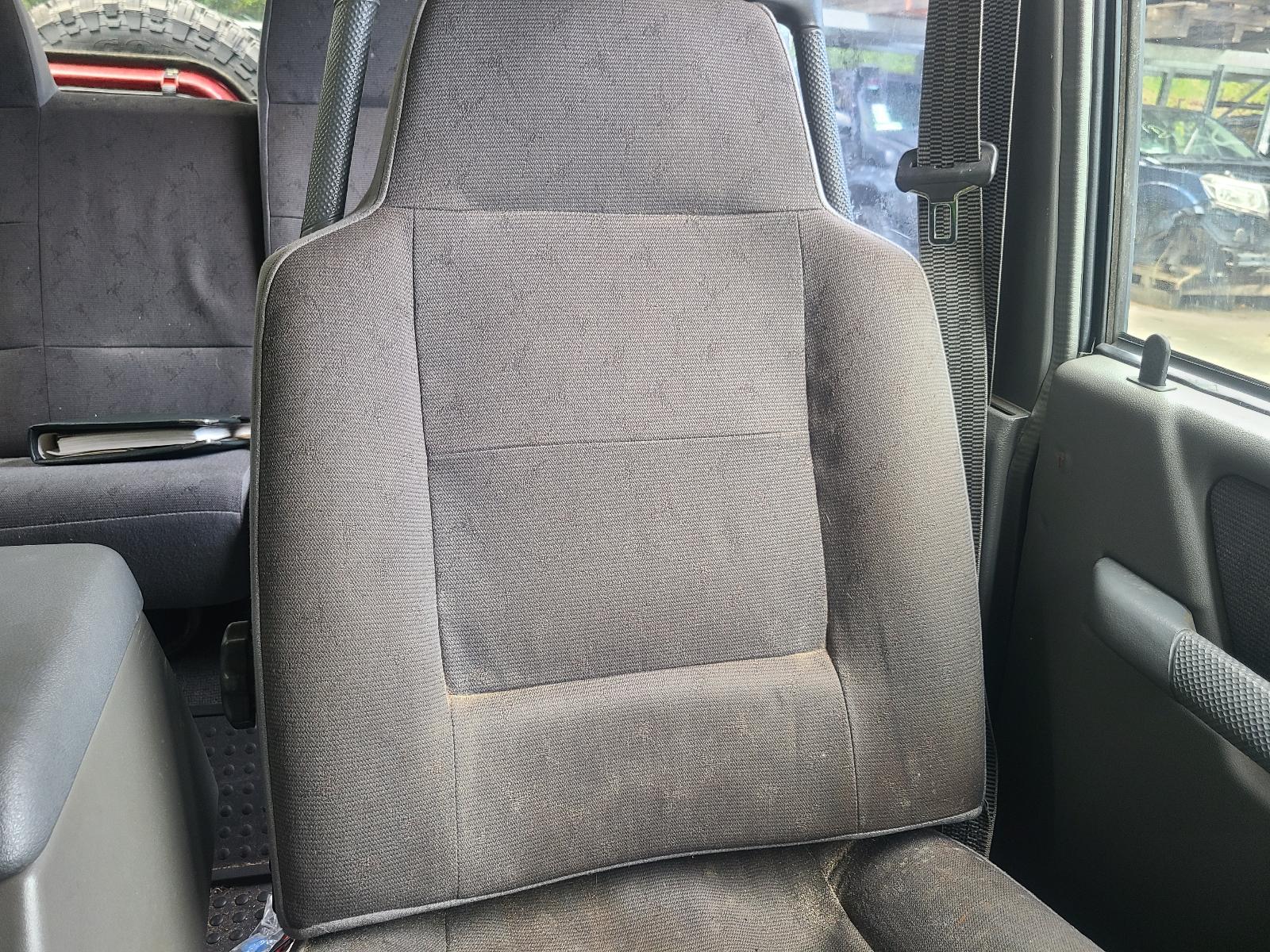 View Land Rover Discovery 1999  