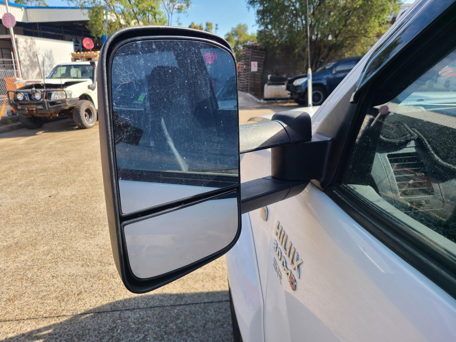 View Toyota Hilux 2009  