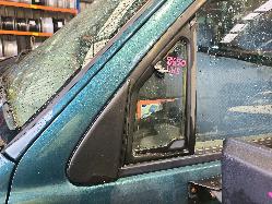 View Toyota Hilux 1999  