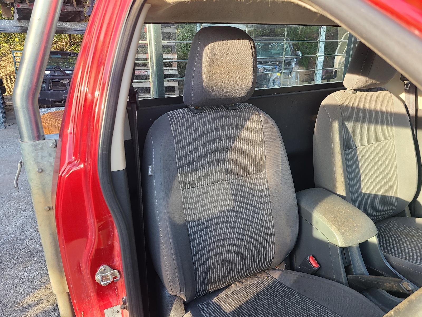 View Holden Colorado 2015 2 Door Utility