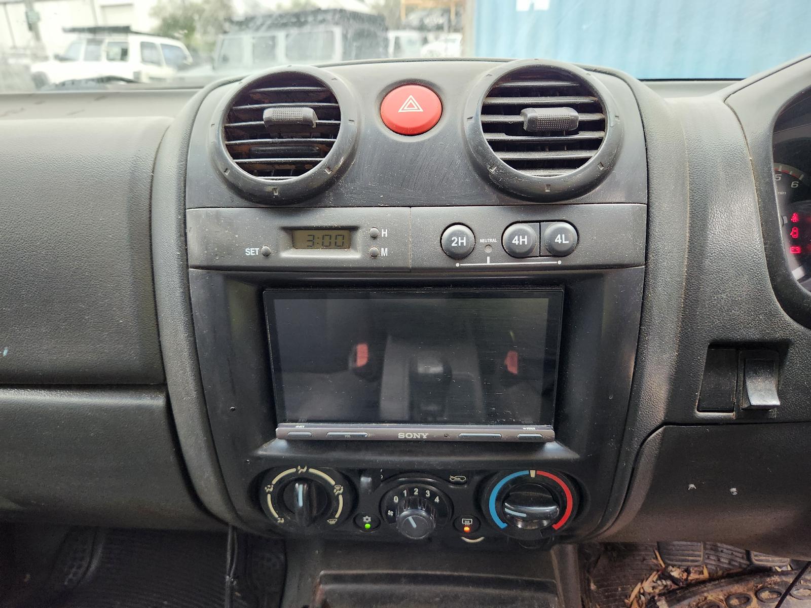 View Holden Colorado 2011 4 Door Utility