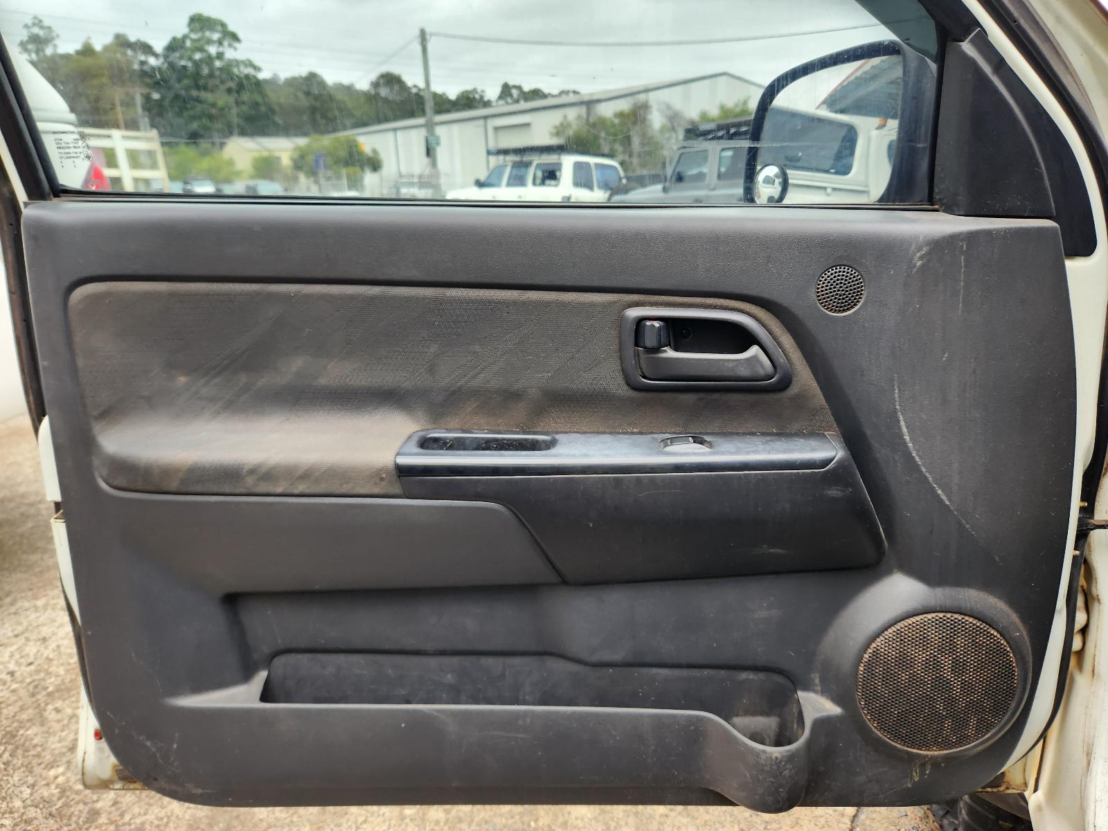 View Holden Colorado 2011 4 Door Utility