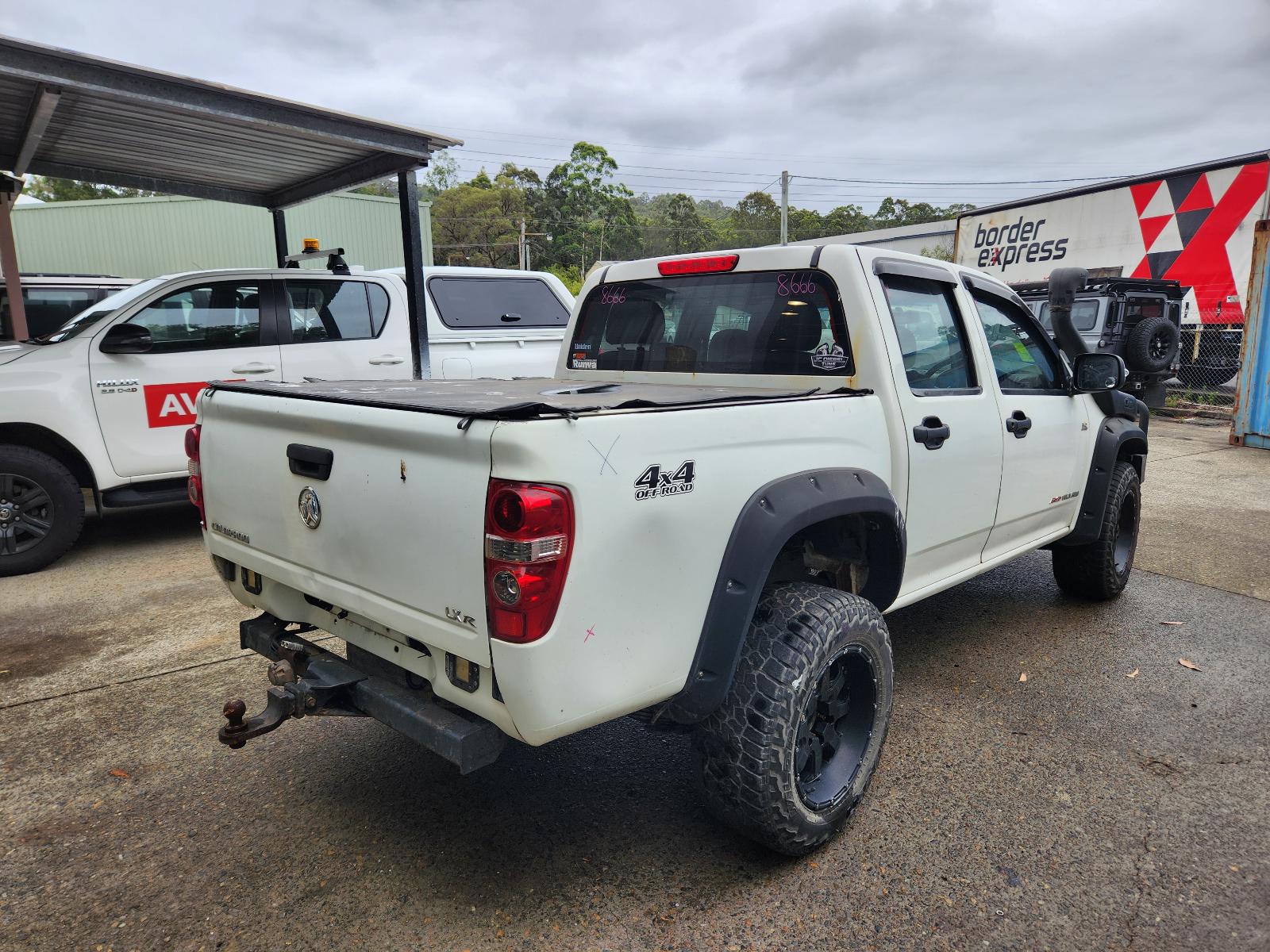 View Holden Colorado 2011 4 Door Utility