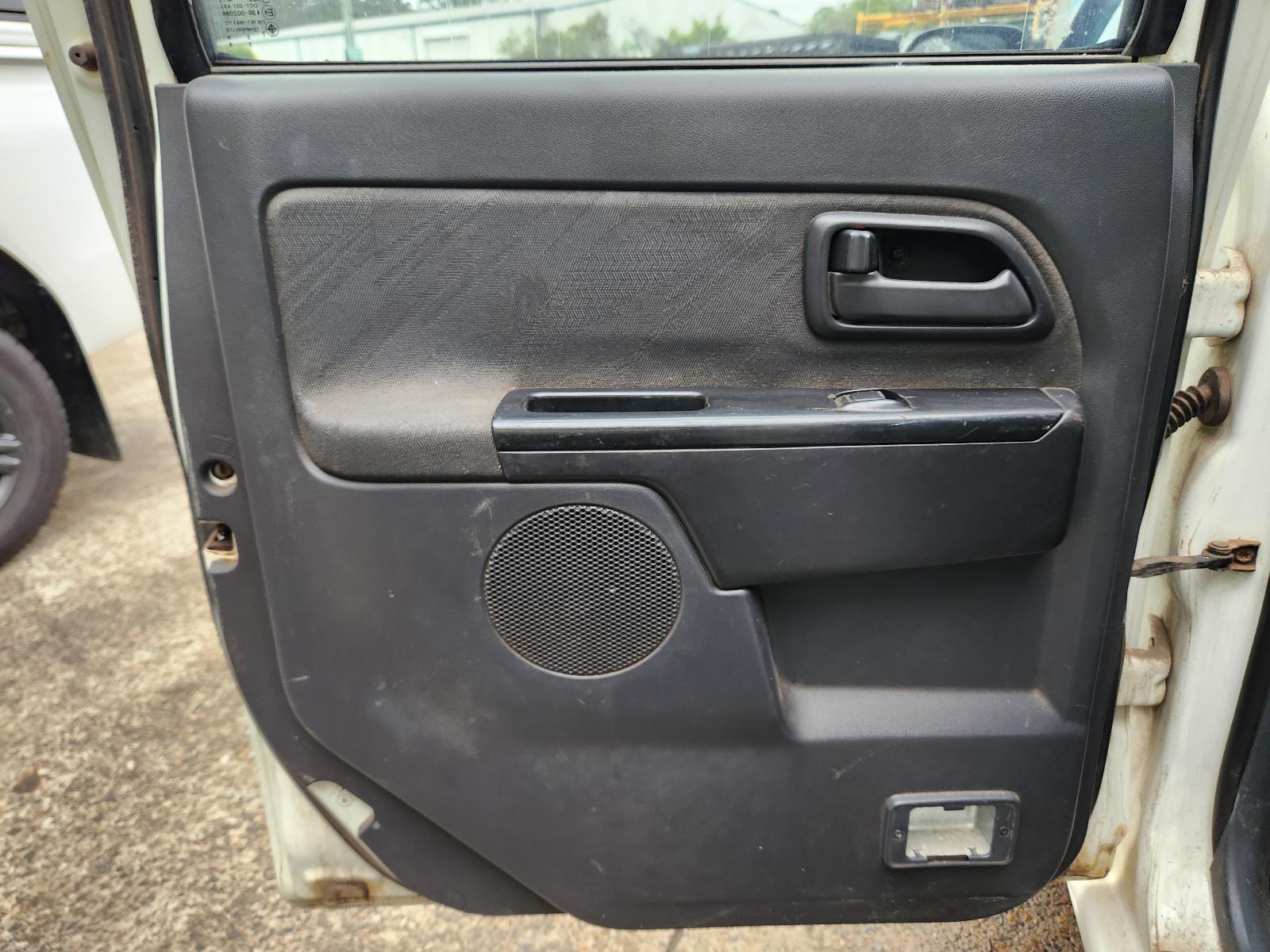 View Holden Colorado 2011 4 Door Utility
