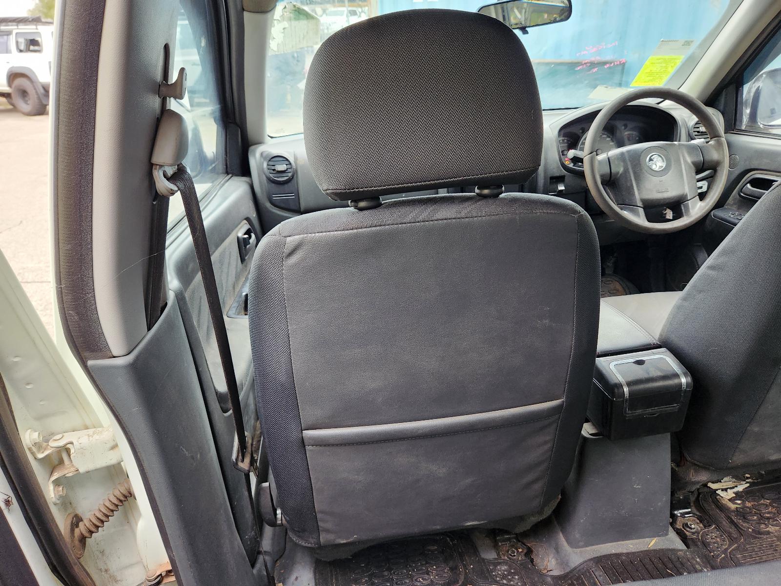 View Holden Colorado 2011 4 Door Utility