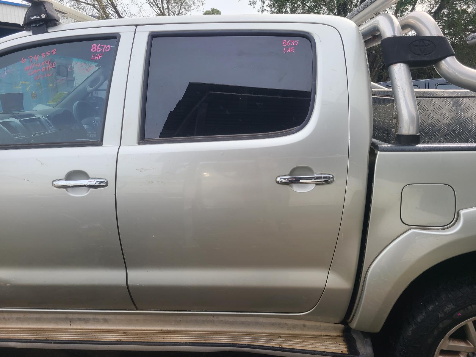 View Auto part Ashtray Toyota Hilux 2013