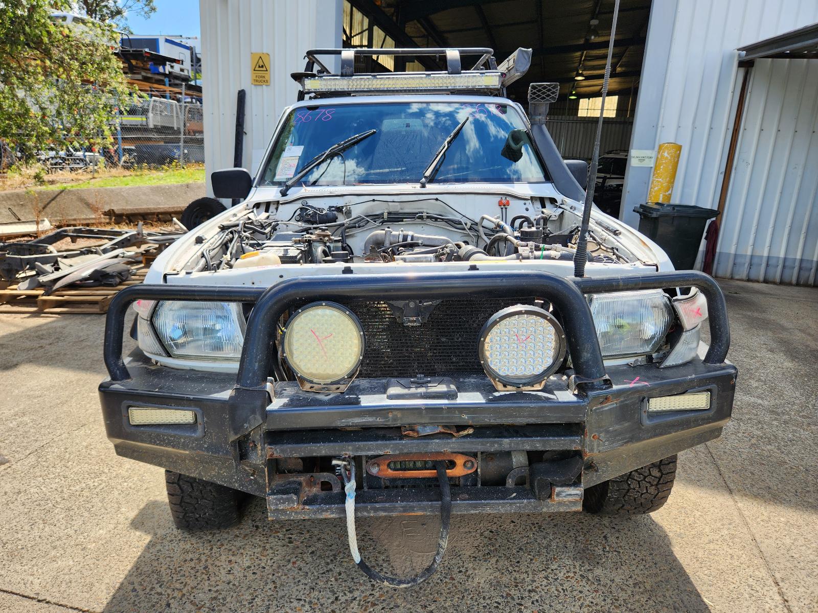 Nissan Patrol 1999 4 Door Station Wagon View Nissan Patrol 1999 4 Door Station Wagon