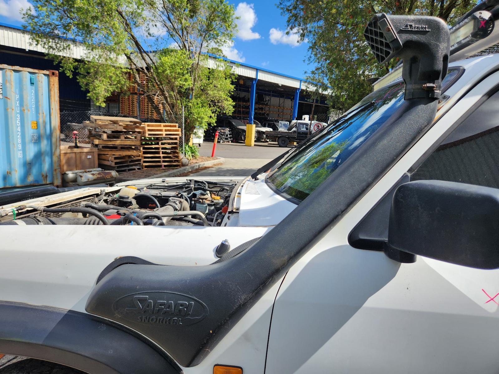 Nissan Patrol 1999 4 Door Station Wagon View Nissan Patrol 1999 4 Door Station Wagon