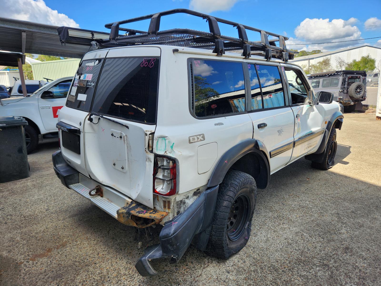 Nissan Patrol 1999 4 Door Station Wagon View Nissan Patrol 1999 4 Door Station Wagon