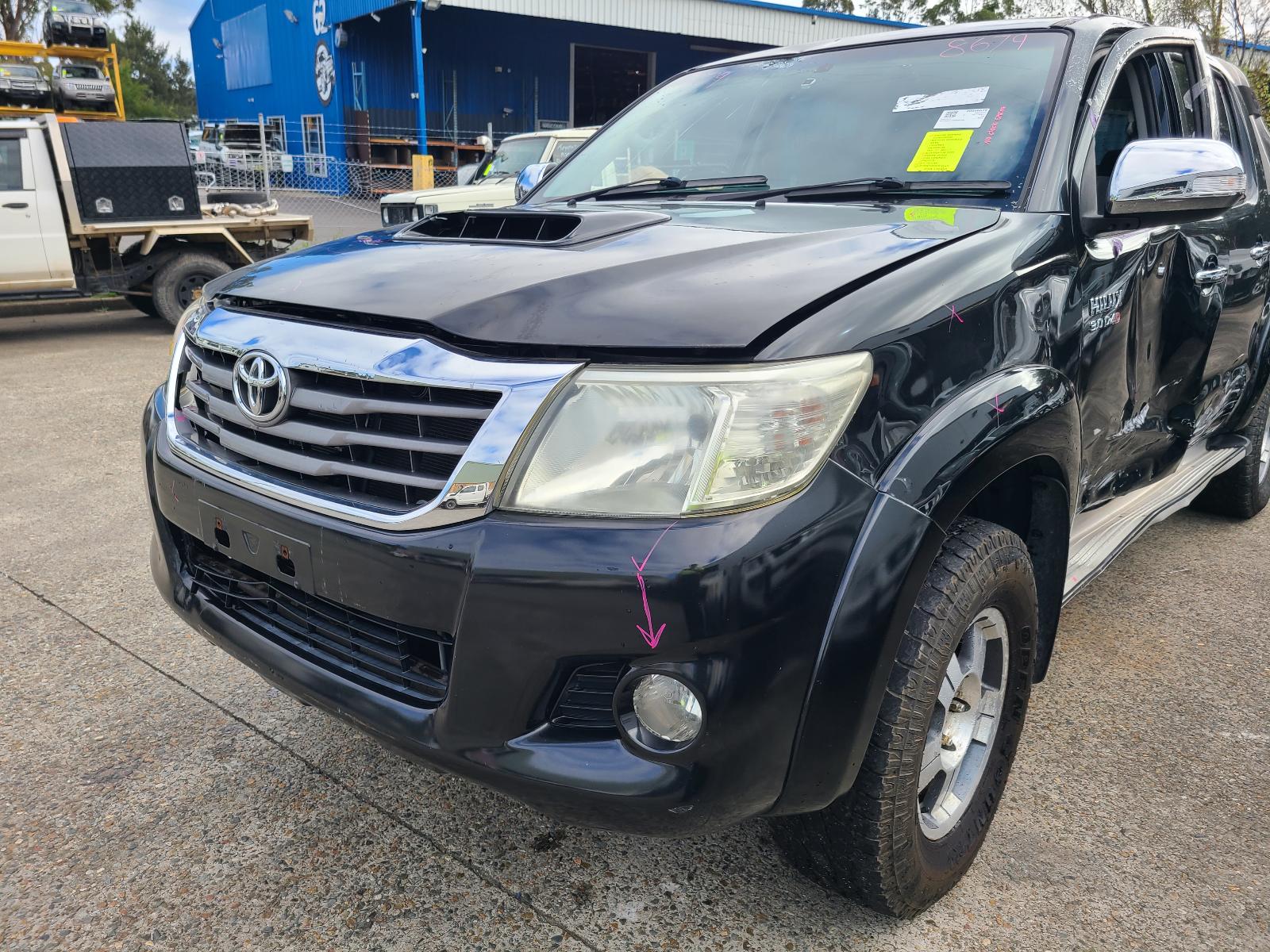 View Toyota Hilux 2013  