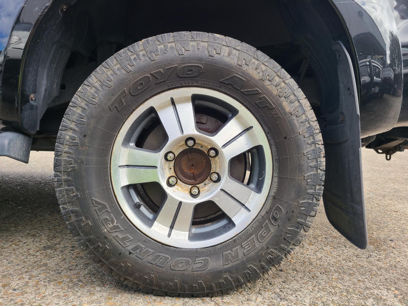 View Toyota Hilux 2013  
