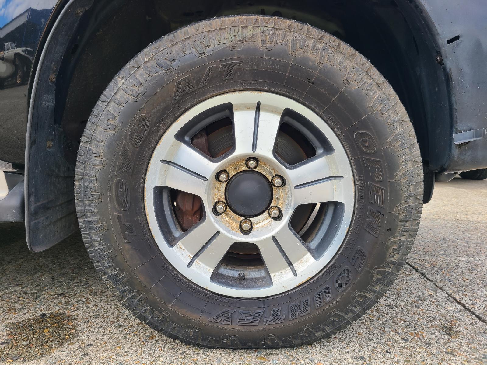 View Toyota Hilux 2013  