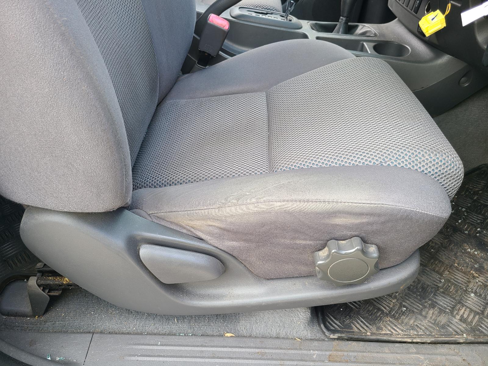 View Toyota Hilux 2013  