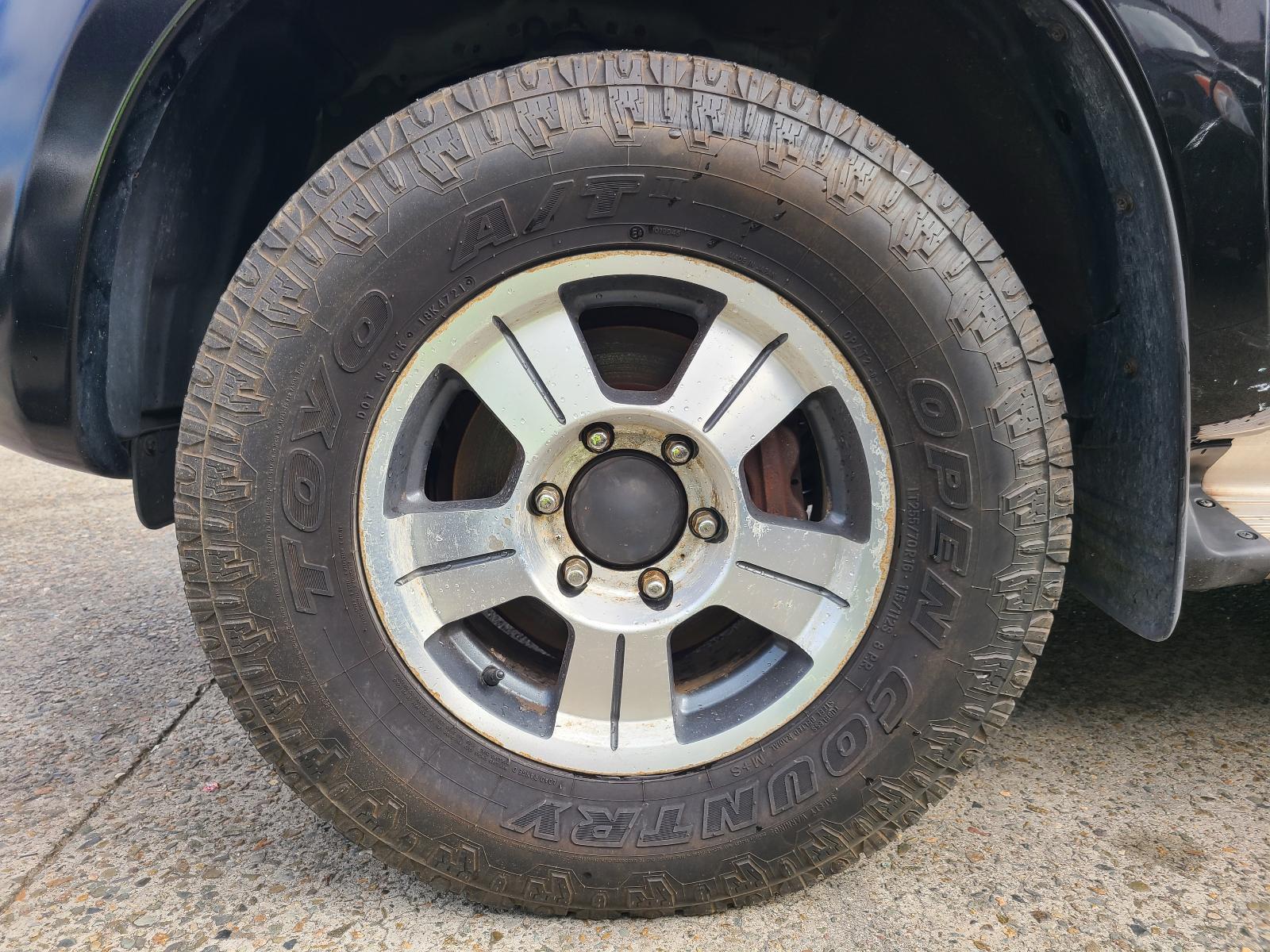 View Toyota Hilux 2013  