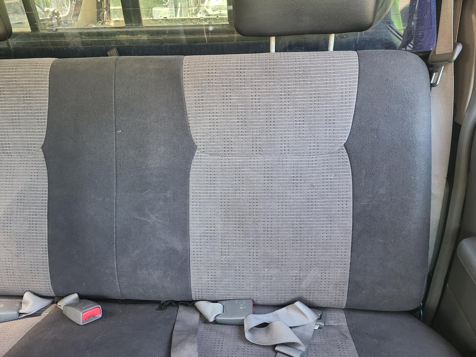 View Nissan Navara 2002 4 Door Utility