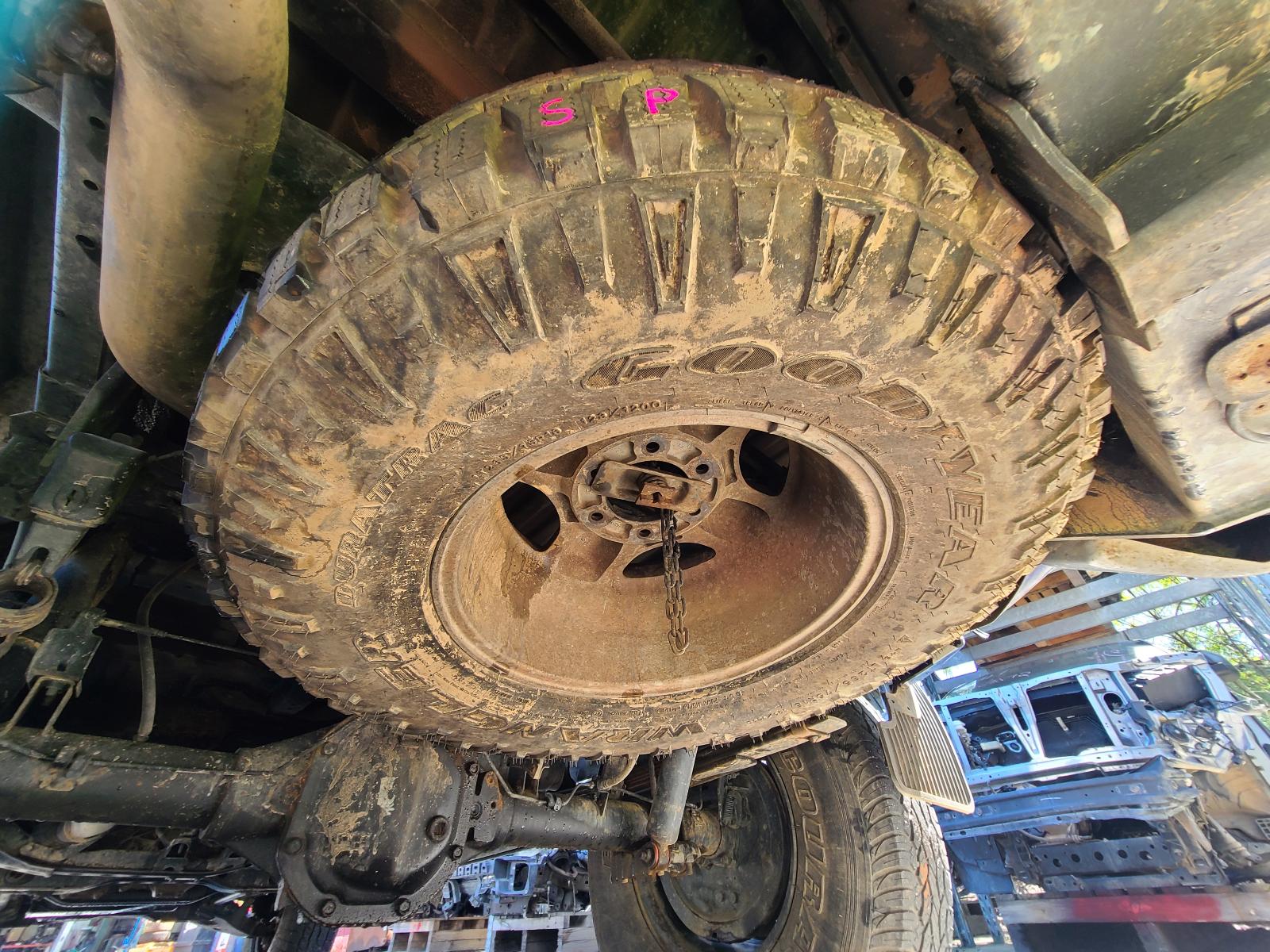 View Nissan Navara 2002 4 Door Utility