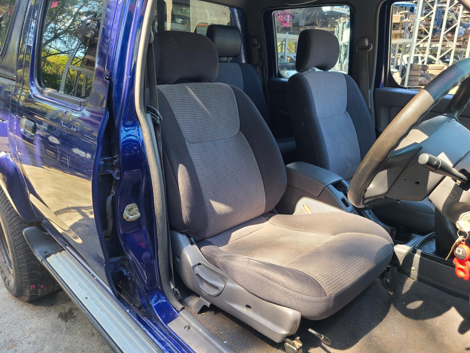 View Nissan Navara 2002 4 Door Utility