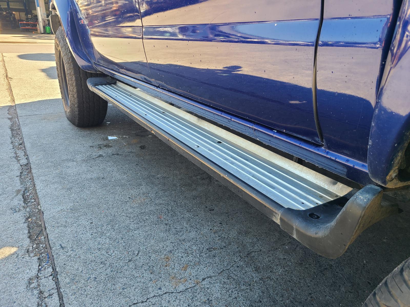 View Nissan Navara 2002 4 Door Utility