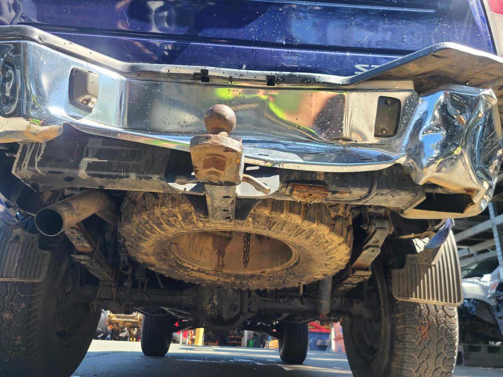View Nissan Navara 2002 4 Door Utility