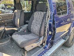 View Nissan Navara 2002 4 Door Utility