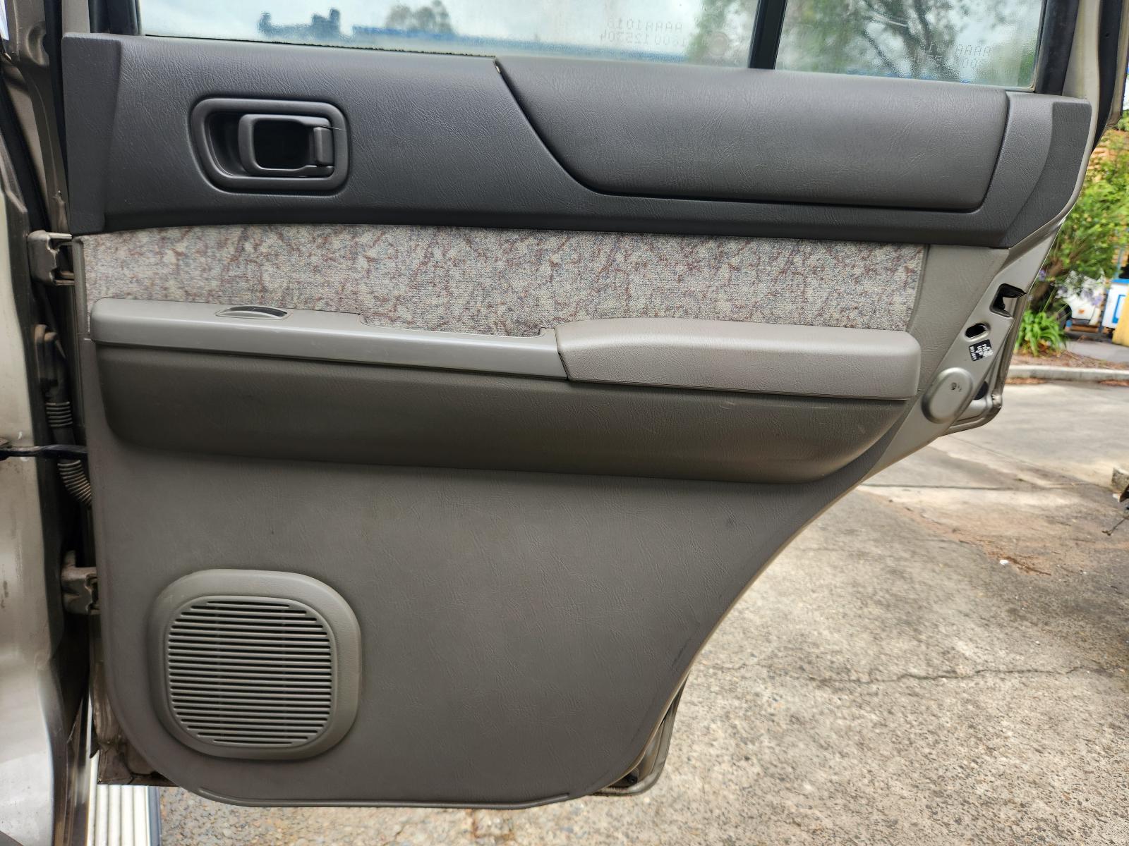 View Nissan Patrol 1999 4 Door Station Wagon